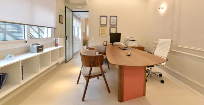 Dr. Serafeim Pousias’ consultation room, My Fertility